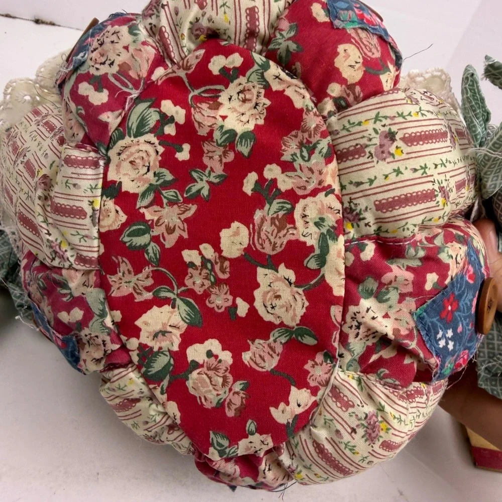 Handmade Quilted Patchwork Fabric Basket Floral Lace Button Country Cottage Red